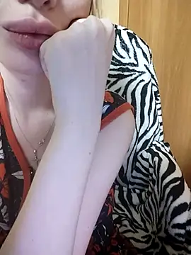 Elza kom online show from 01-26-25, 09:51