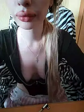 Elza kom online show from 03-14-25, 05:48