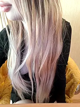 Elza kom online show from 03-26-26, 06:30