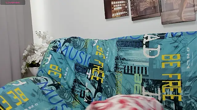 Nadine asian online show from 02-01-26, 08:24