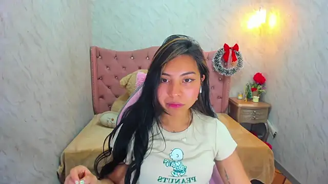 XSmaggiiee online show from 12-29-24, 02:38