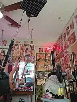 luvs2cumm69 online show from 06-23-26, 03:10