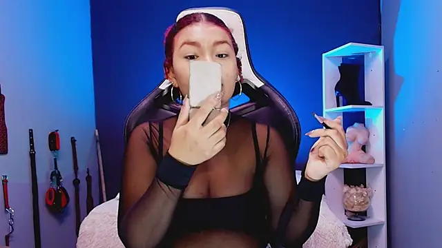 JadaRoberts online show from 12-20-25, 12:34