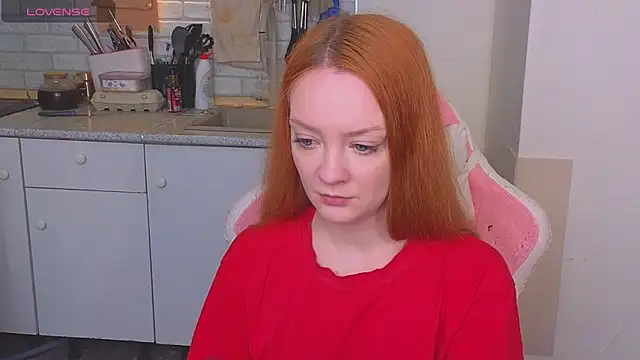 Snapshot of Radiants_two chatting on 05-16-26, 02:49 Radiants two online show from 05-16-26, 02:49