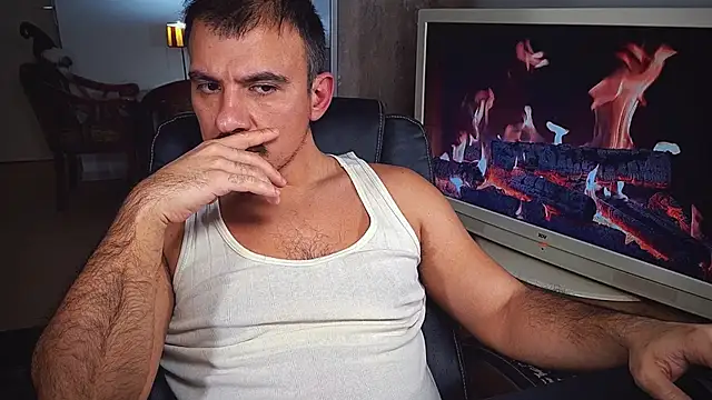 officeman7 online show from 12-20-24, 05:51