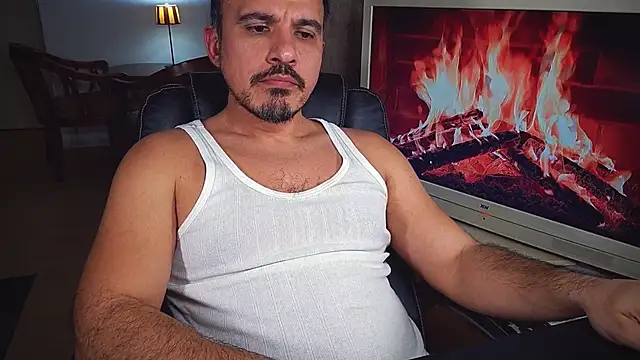 officeman7 online show from 02-07-25, 05:07