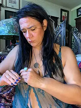 Snapshot of sexyasscougar chatting on 09-11-25, 08:20 sexyasscougar online show from 09-11-25, 08:20