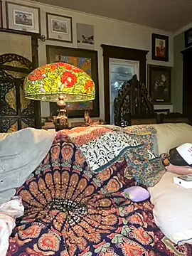 Snapshot of sexyasscougar chatting on 09-25-25, 11:52 sexyasscougar online show from 09-25-25, 11:52