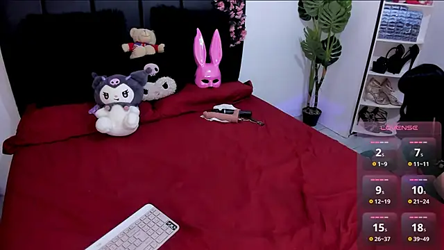Snapshot of Nikole66_ chatting on 05-15-26, 10:50 Nikole66 online show from 05-15-26, 10:50