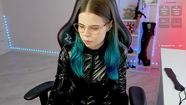 Latex Kitty online show from 06-15-26, 02:52