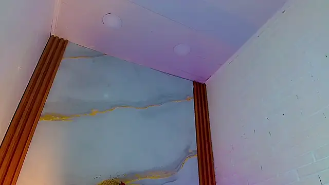 CoralineSweett online show from 10-26-25, 06:36