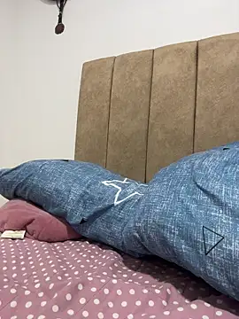 cristel 17 online show from 11-28-25, 09:17