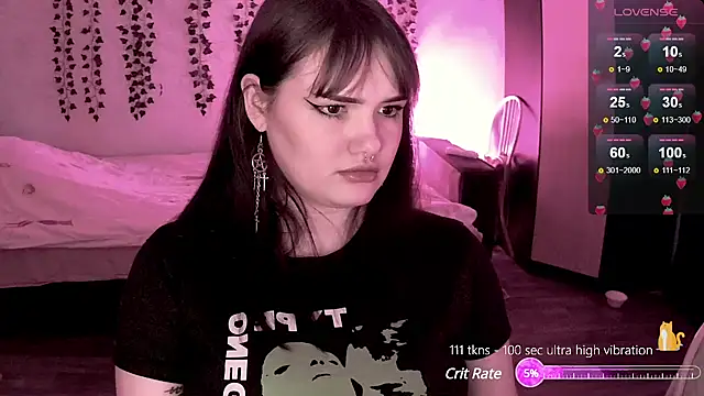 Snapshot of strawberry_elfcat chatting on 12-11-24, 03:13 strawberry elfcat online show from 12-11-24, 03:13