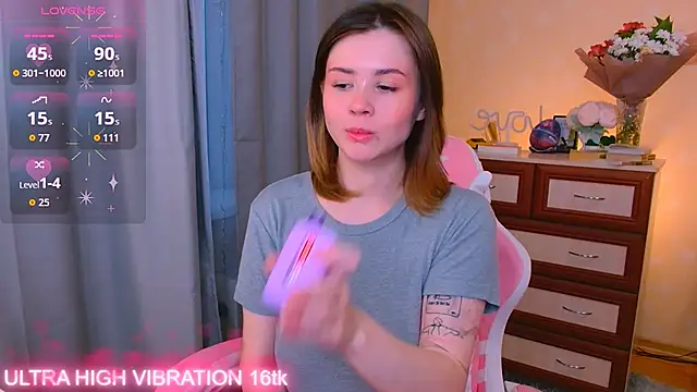 cutie mili online show from 10-15-25, 08:36