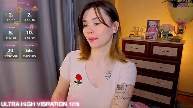 cutie mili online show from 10-24-25, 08:22