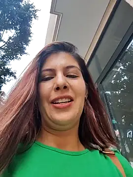 scarlett moore online show from 12-18-25, 03:18