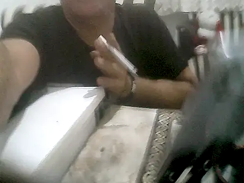 Snapshot of MezaRDanOnLineee chatting on 11-09-25, 12:20 MezaRDanOnLineee online show from 11-09-25, 12:20