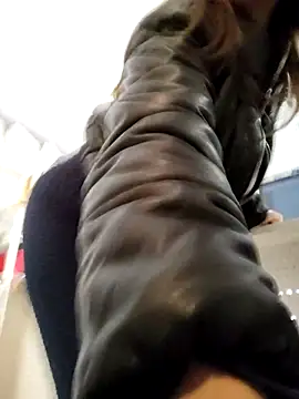 Mia Novikov online show from 11-21-25, 08:51