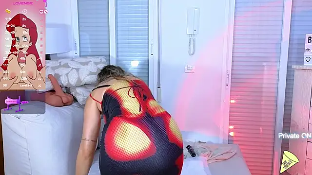 Tawny cox online show from 12-21-24, 07:13