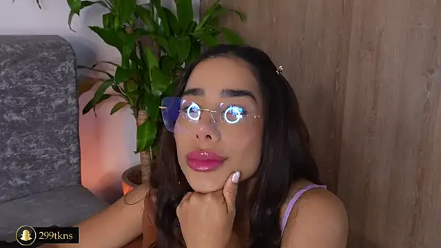 katie cruz online show from 11-07-25, 11:21