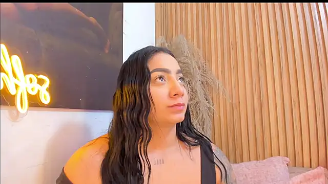 sofhiaa adaams online show from 06-04-26, 11:22