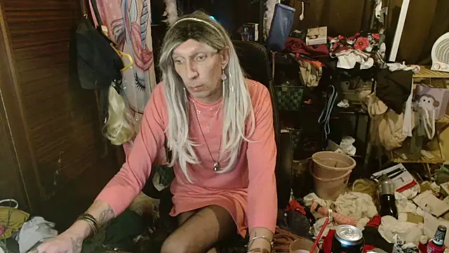 Ombeline1 online show from 01-08-26, 06:32