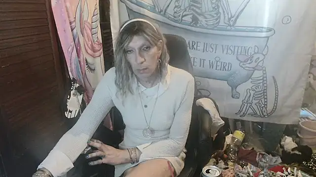 Ombeline1 online show from 03-03-26, 04:13