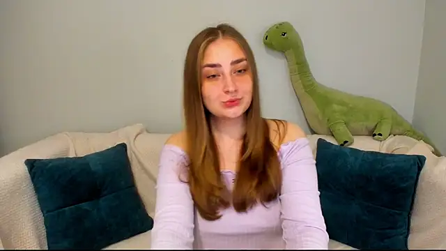 Snapshot of MilliStrii chatting on 05-22-26, 01:24 MilliStrii online show from 05-22-26, 01:24