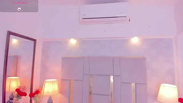 Camilaa Sanchez  online show from 02-03-25, 10:58