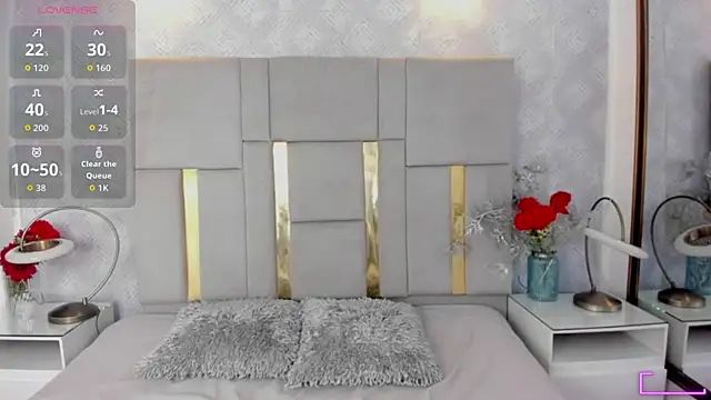 Camilaa Sanchez  online show from 09-20-25, 12:39