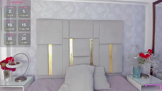 Camilaa Sanchez  online show from 10-13-25, 12:16