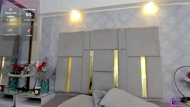 Camilaa Sanchez  online show from 10-20-25, 11:32