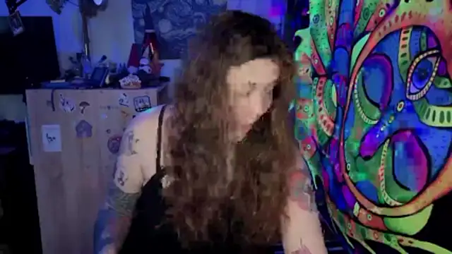 SophiePure online show from 05-18-26, 11:27