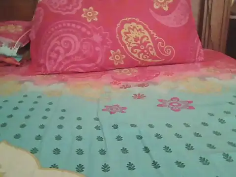Snapshot of Nuttysub chatting on 06-19-26, 02:49 Nuttysub online show from 06-19-26, 02:49