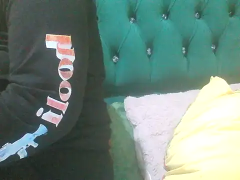 Sexy Riri online show from 10-24-25, 03:52