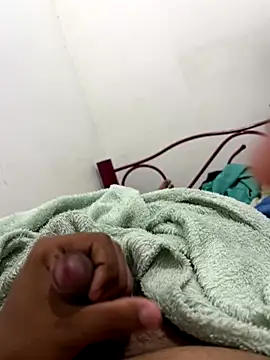 marcello2310 online show from 11-03-25, 01:40