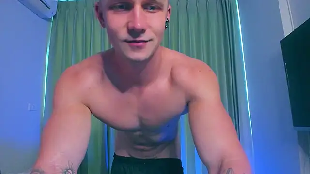 Snapshot of Samuel_Andrew chatting on 12-05-24, 03:59 Samuel Andrew online show from 12-05-24, 03:59
