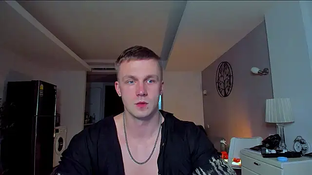 Samuel Andrew online show from 06-21-26, 02:14