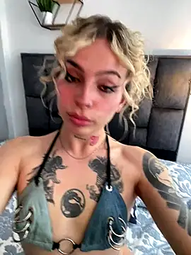 Bonnie vega online show from 10-02-25, 02:24