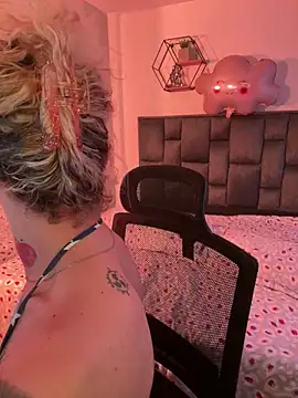 Bonnie vega online show from 02-25-26, 10:08