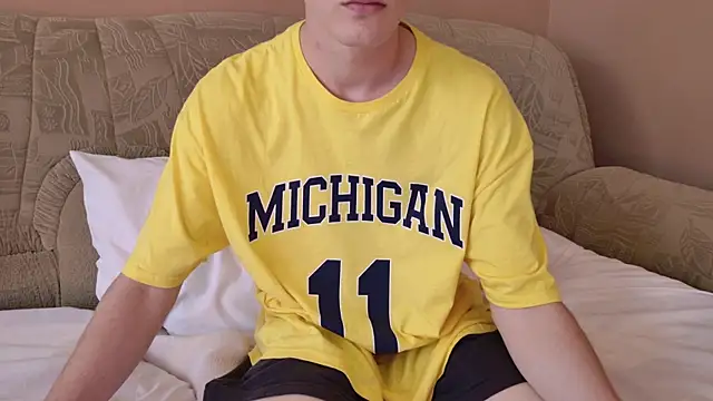 callmenineoneseven online show from 09-09-25, 09:31