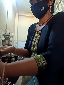Snapshot of Mamta_Chaterjee chatting on 12-22-24, 03:00 Mamta Chaterjee online show from 12-22-24, 03:00
