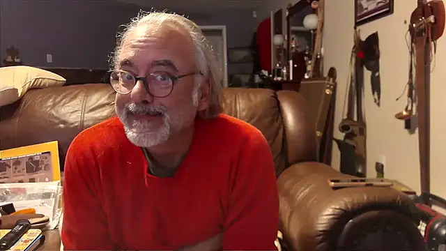 PincheDave4u online show from 12-26-24, 04:58