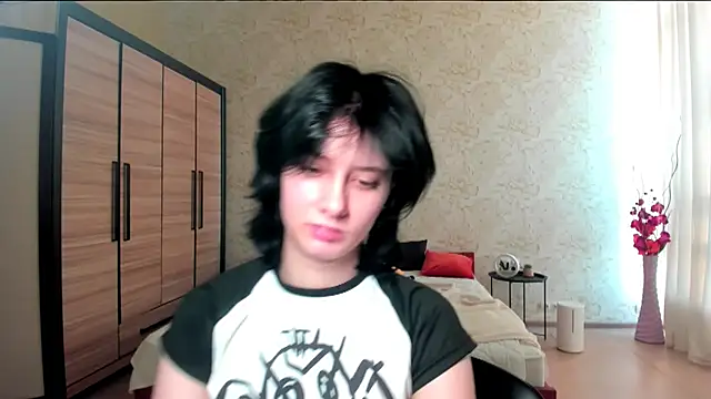 JulisSweet online show from 02-10-25, 01:44