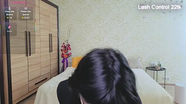 Snapshot of JulisSweet chatting on 05-01-26, 06:29 JulisSweet online show from 05-01-26, 06:29