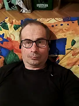 Snapshot of gendos777 chatting on 10-12-25, 09:25 gendos777 online show from 10-12-25, 09:25