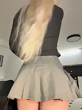 Vladamais online show from 03-19-26, 06:34