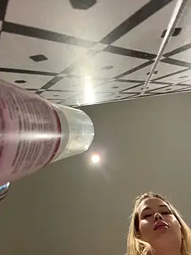 Vladamais online show from 04-16-26, 05:19