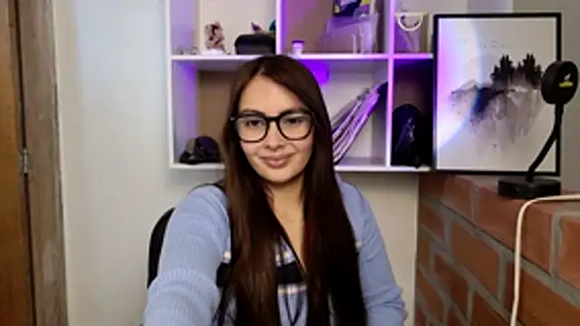 Snapshot of lalawhitte chatting on 06-20-26, 06:54 lalawhitte online show from 06-20-26, 06:54