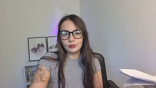 Snapshot of lalawhitte chatting on 07-16-26, 06:14 lalawhitte online show from 07-16-26, 06:14